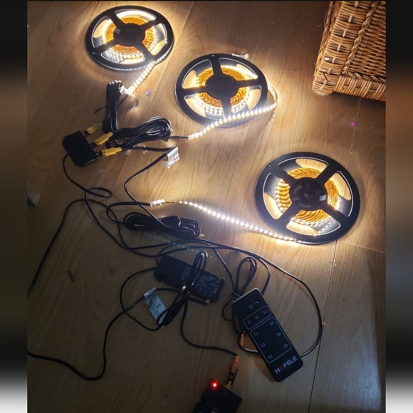 3 Rolls Leds Lights With Remote Control And You Can Dimmer Up And Down Lights Wi